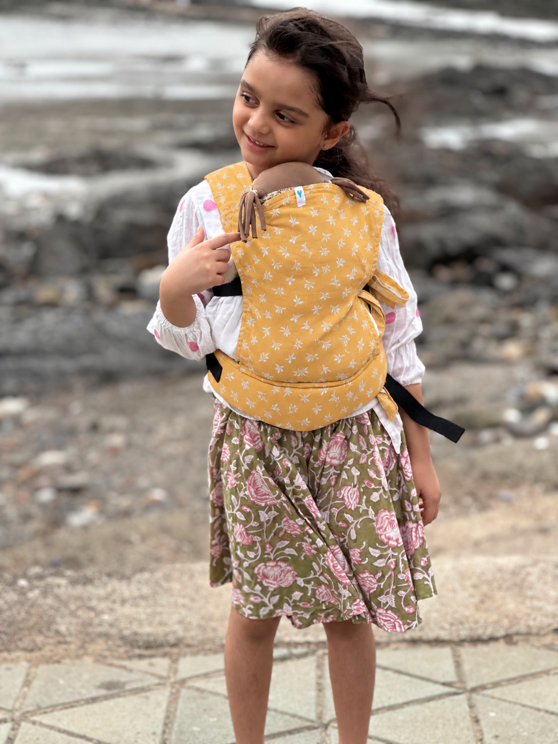 Toy Doll Carrier - Daisy